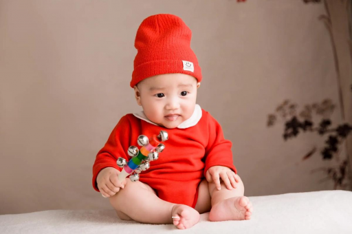 响水宝宝几个月戴银手镯好 响水宝宝几个月戴银手镯好